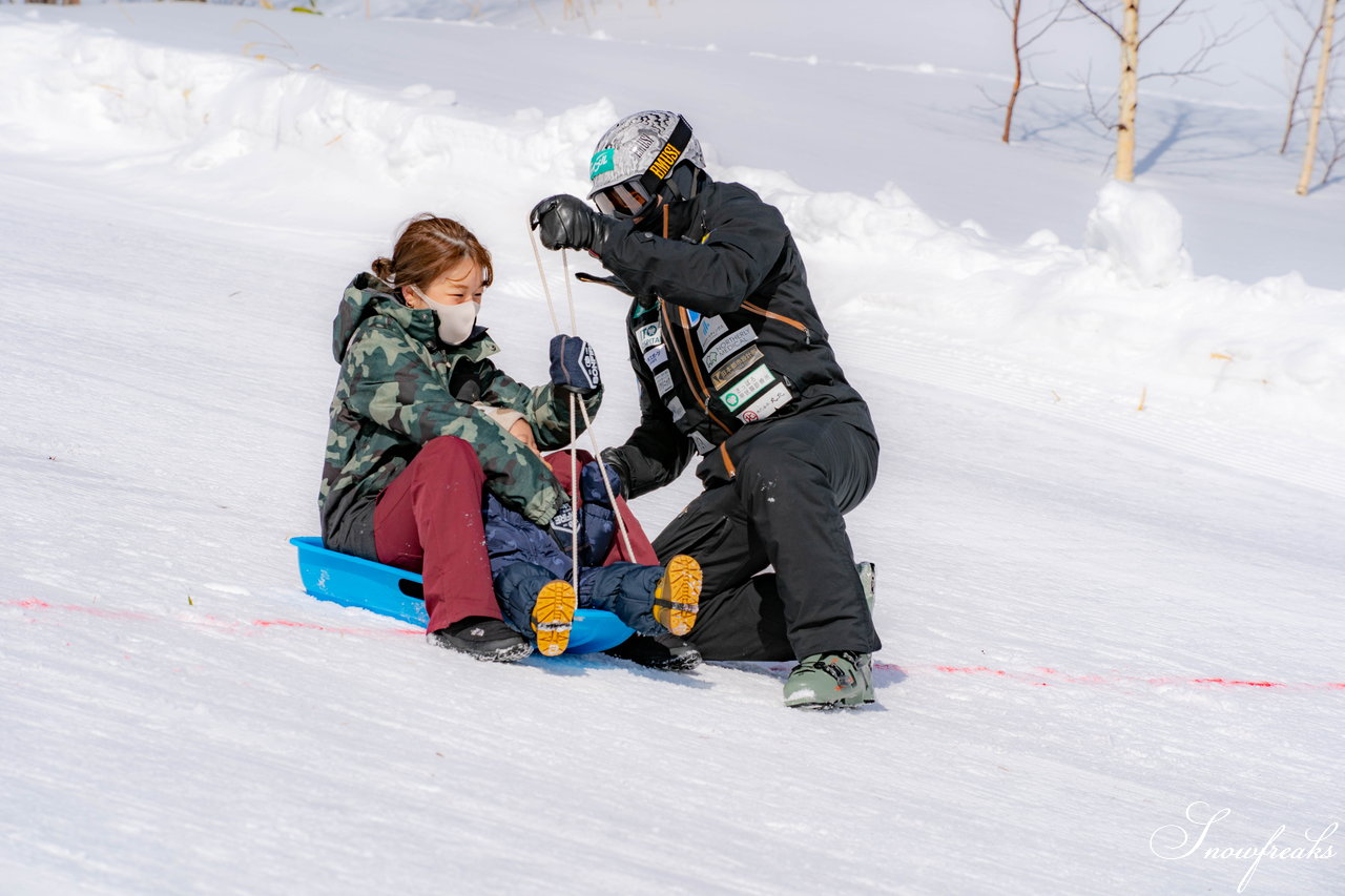 井山敬介さん＆清水宏保さんと一緒に雪遊び♪新しいカタチの子育てネットワークコミュニティ『Kids com』イベント、親子で楽しい［スノースポーツフェスティバル］in サッポロテイネ